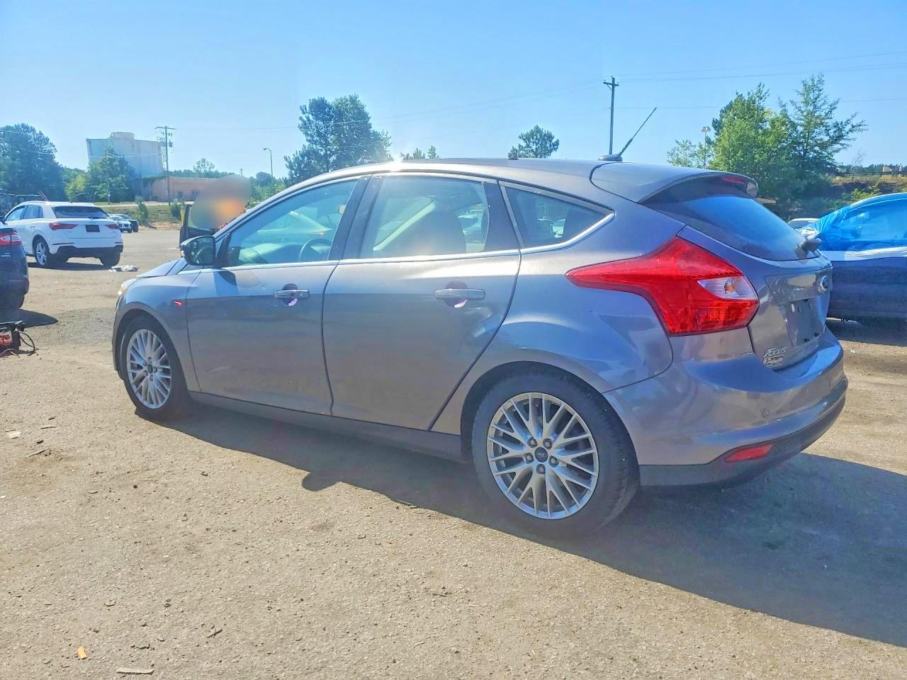 2014 FORD FOCUS TITANIUM photo 3