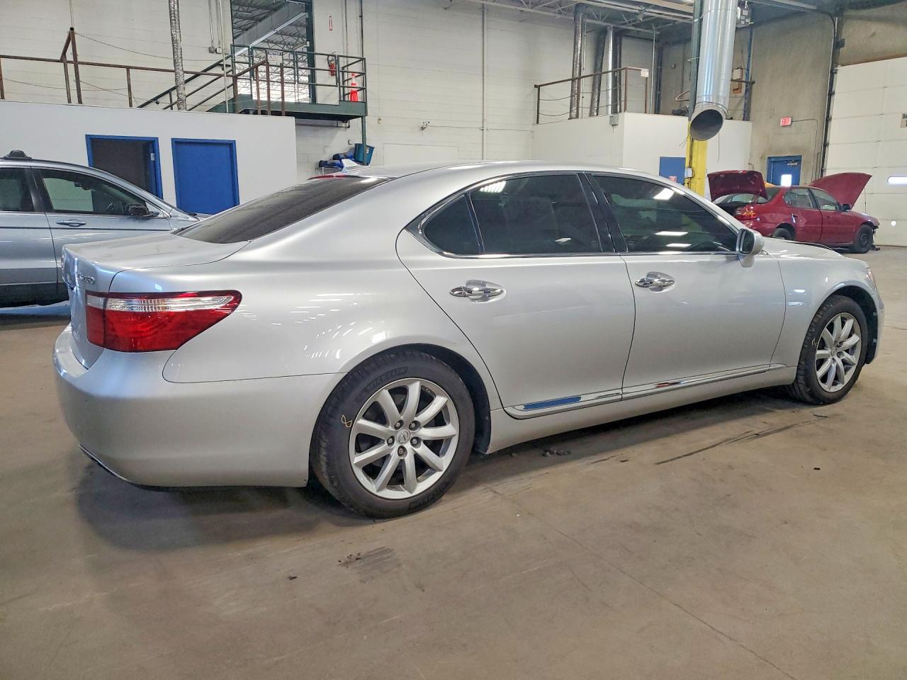 2007 LEXUS LS 460 photo 5