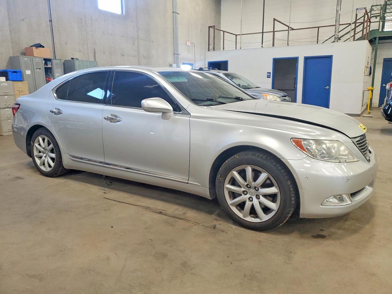 2007 LEXUS LS 460 photo 7
