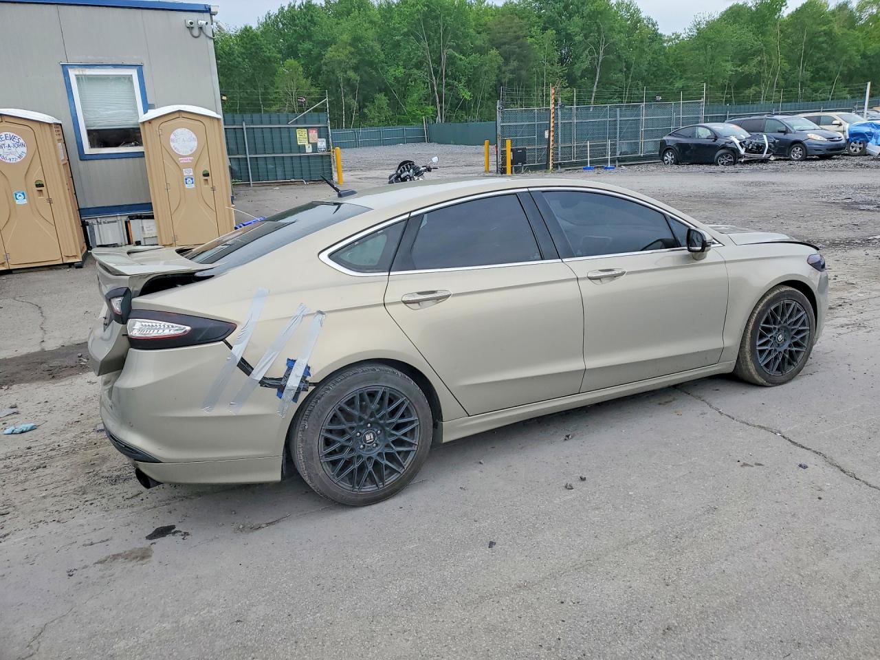 2015 FORD FUSION SE photo 5