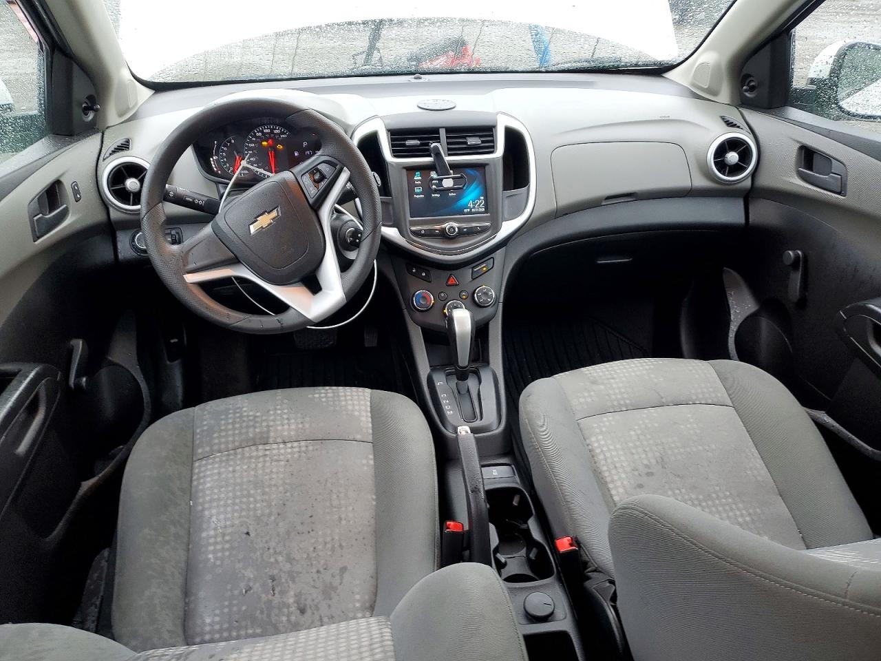 2017 CHEVROLET SONIC photo 8