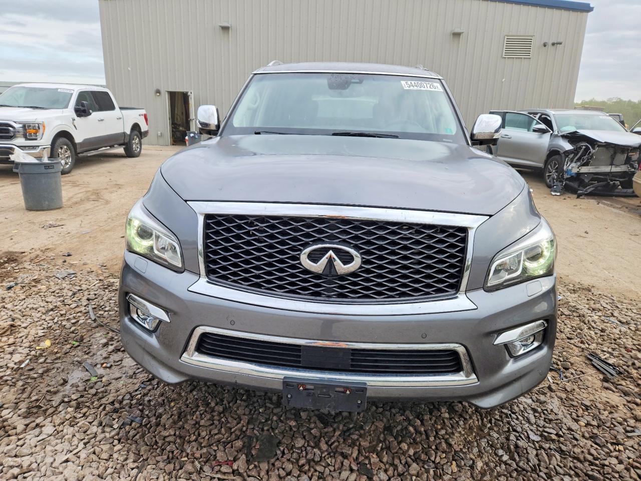 2017 INFINITI QX80 BASE photo 13