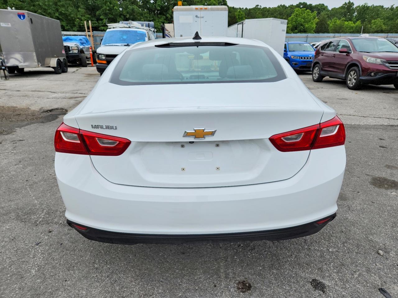 2017 CHEVROLET MALIBU LS photo 6