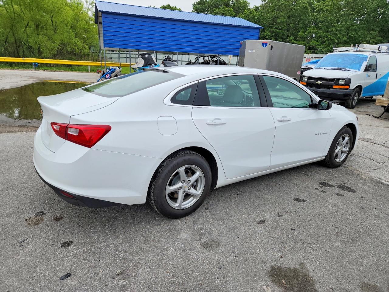 2017 CHEVROLET MALIBU LS photo 3