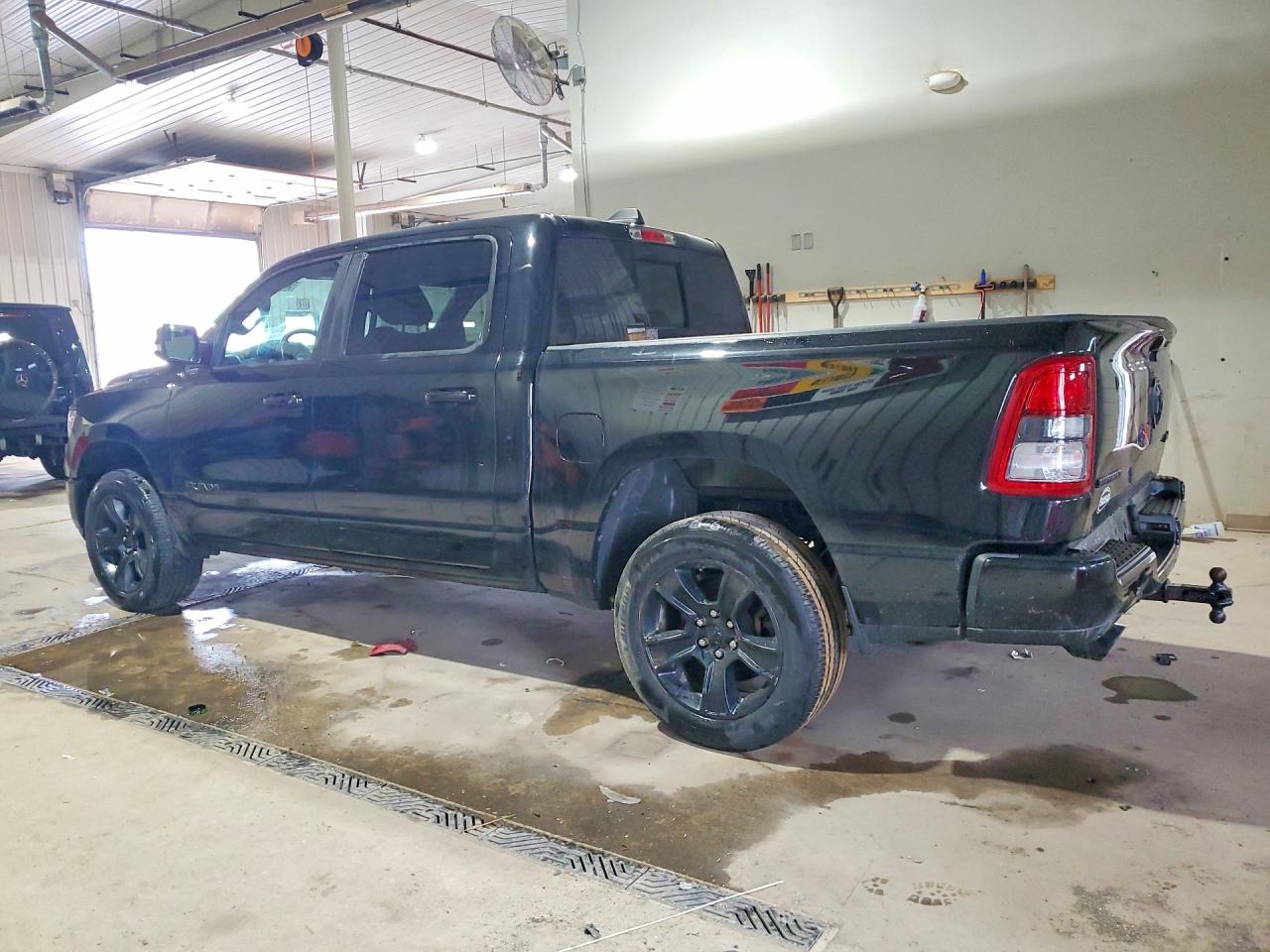 2021 RAM 1500 BIG HORN photo 4