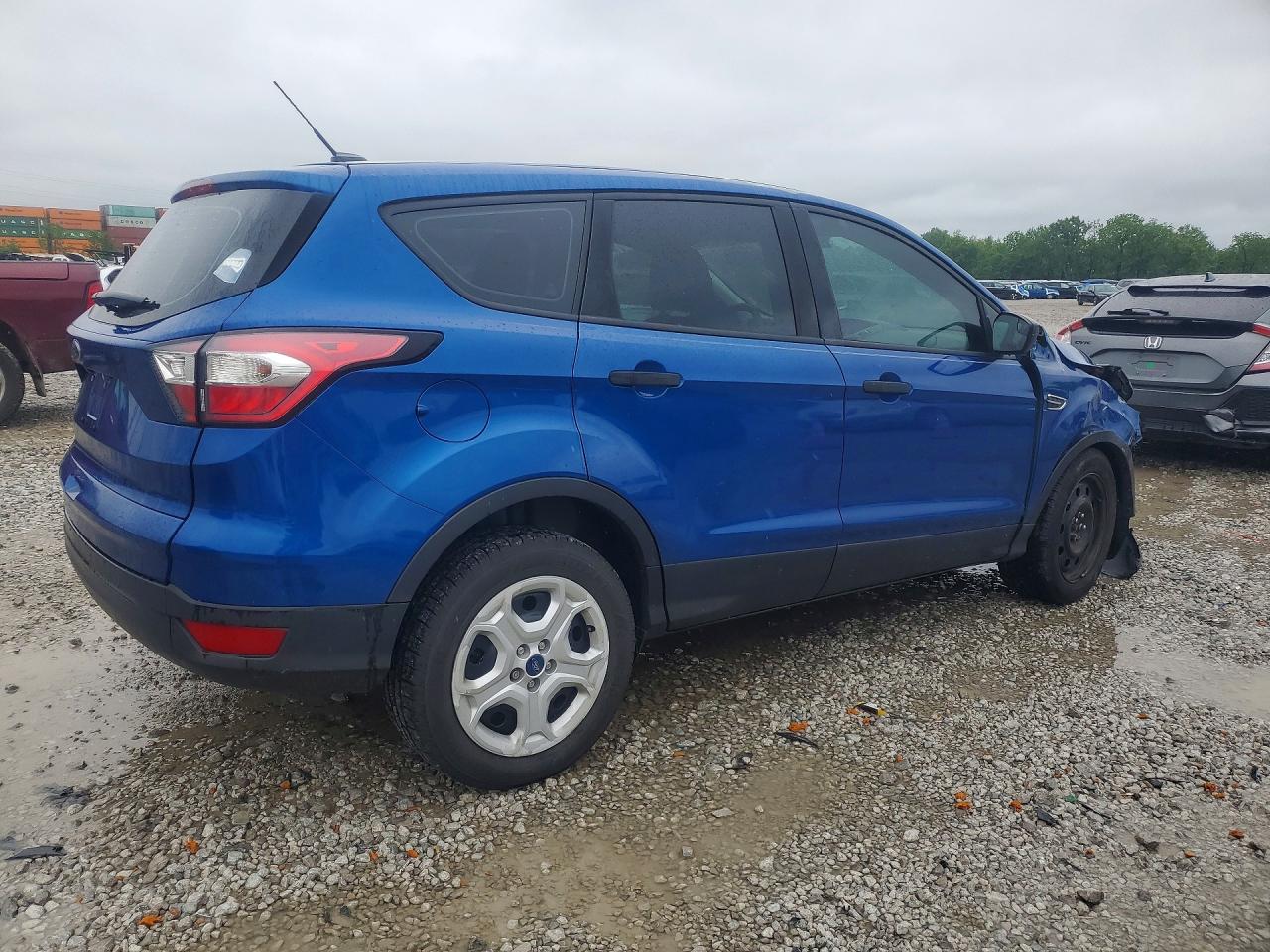 2017 FORD ESCAPE S photo 7