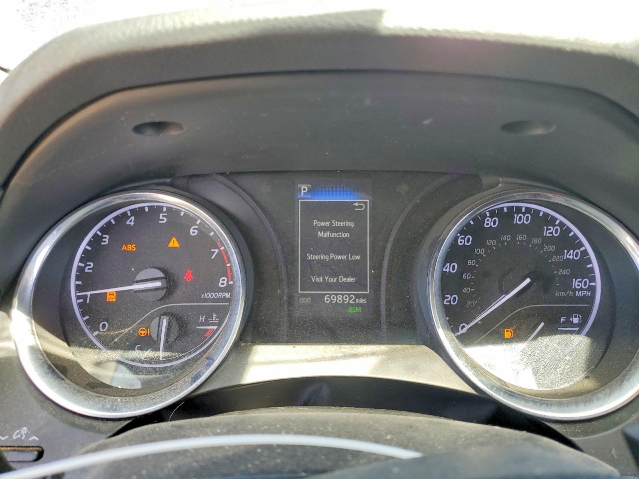 2020 TOYOTA CAMRY SE photo 17