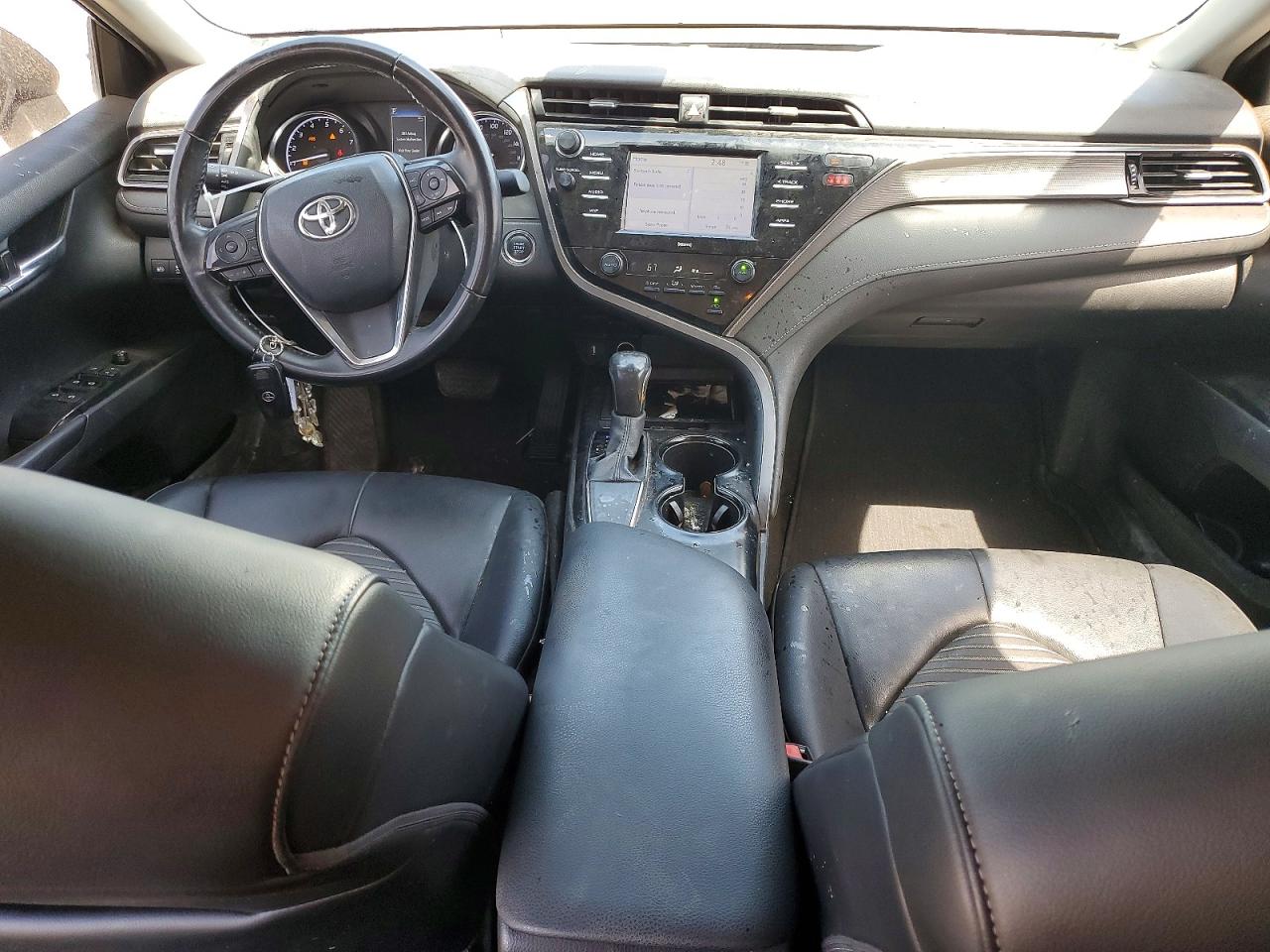2020 TOYOTA CAMRY SE photo 15