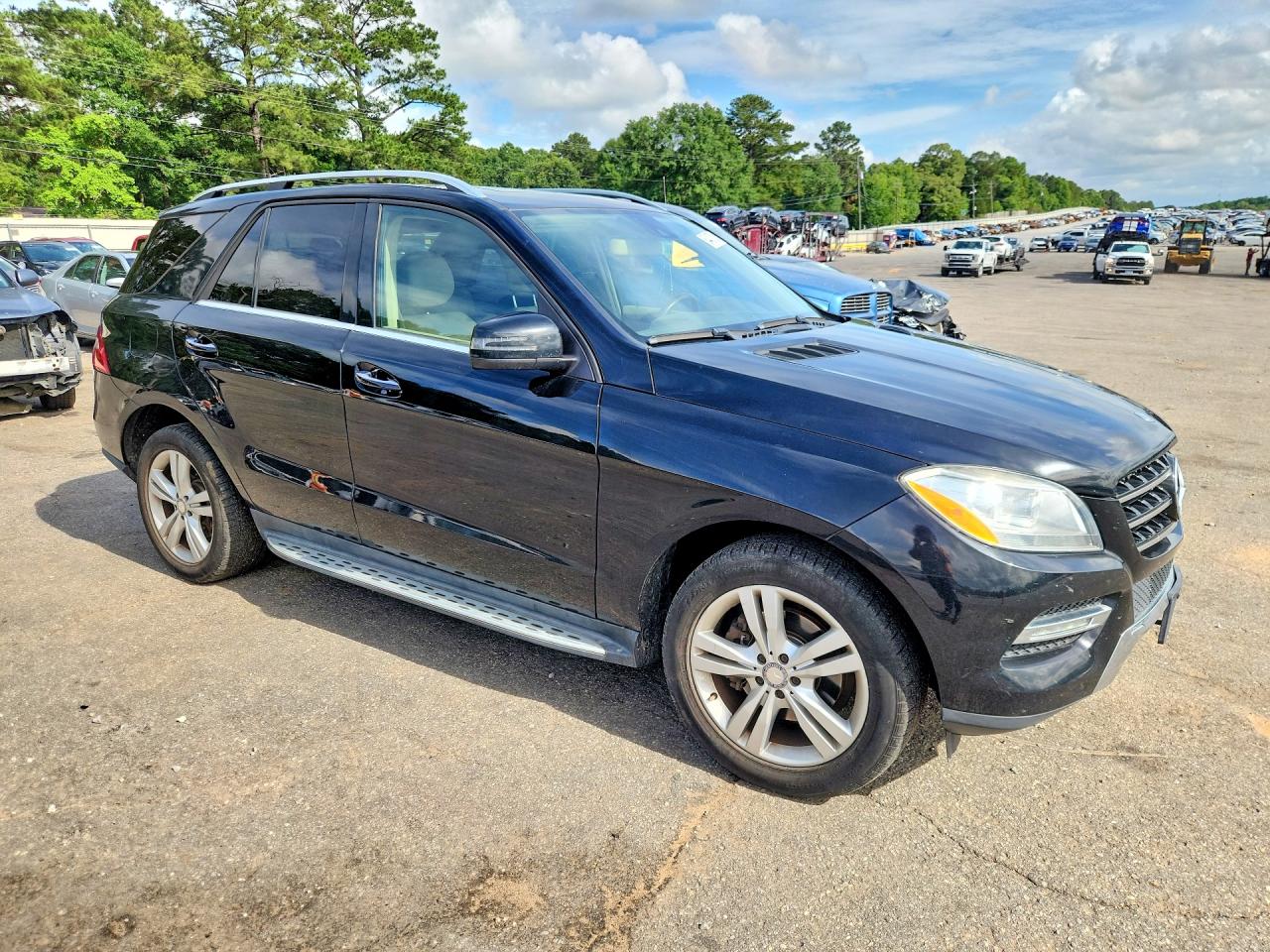 2015 MERCEDES-BENZ ML 250 BLUETEC photo 10