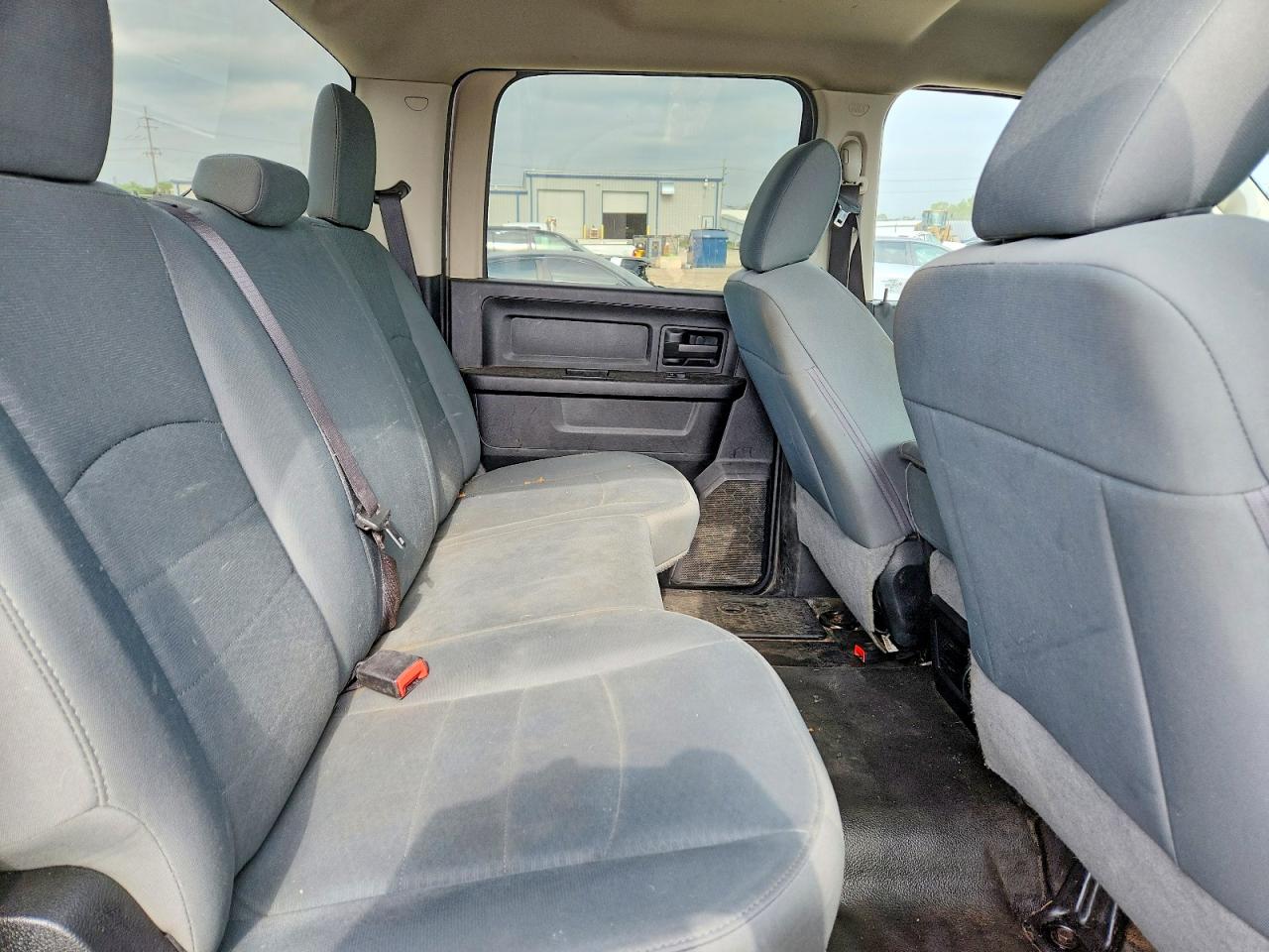 2018 RAM 2500 ST photo 19
