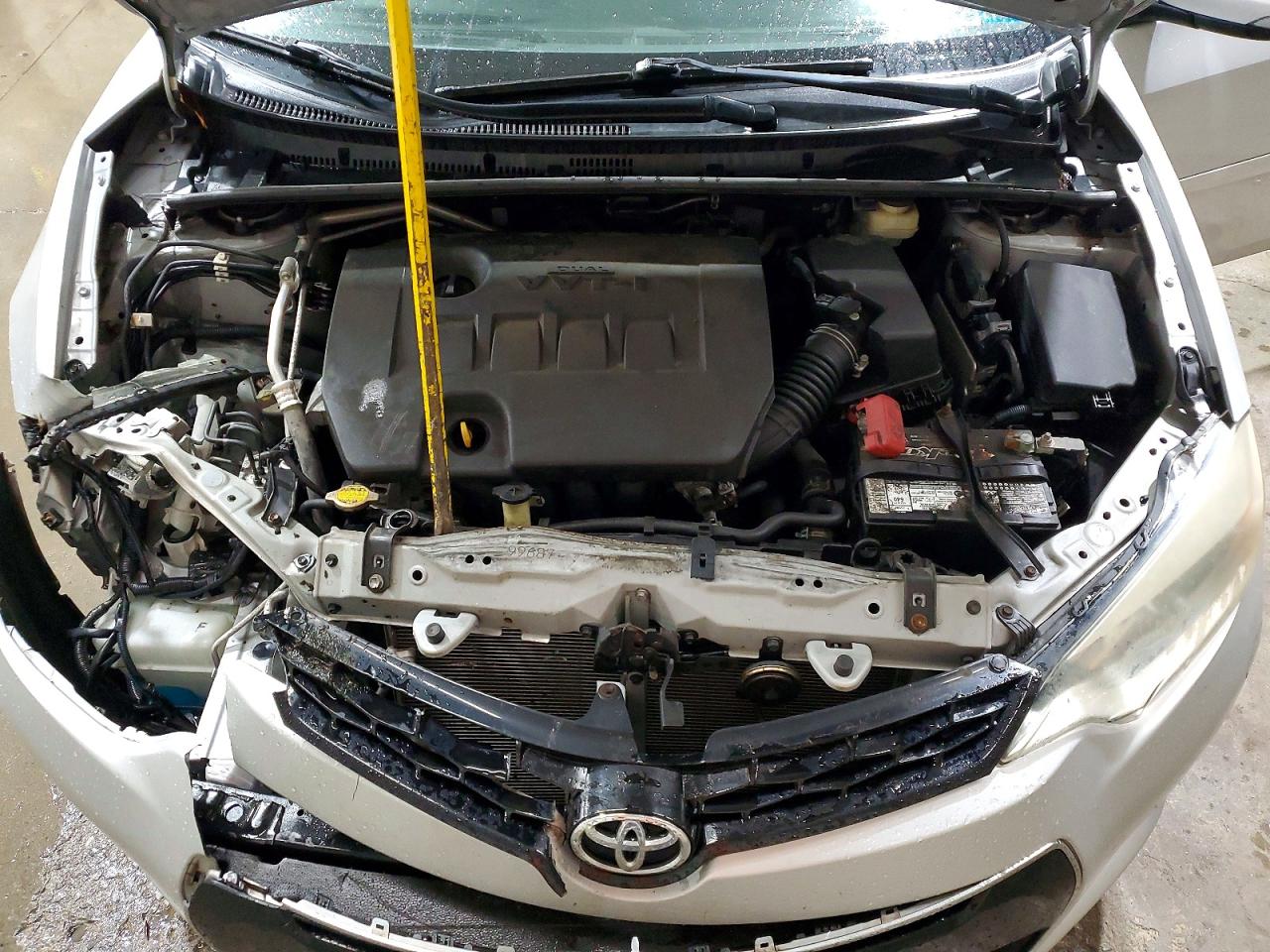 2014 TOYOTA COROLLA S PLUS photo 21
