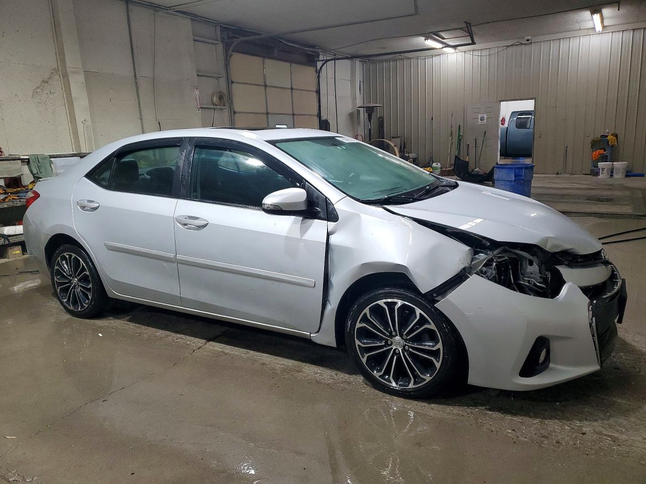 2014 TOYOTA COROLLA S PLUS photo 7