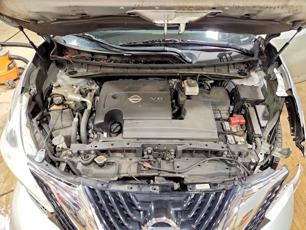 2015 NISSAN MURANO SV photo 12