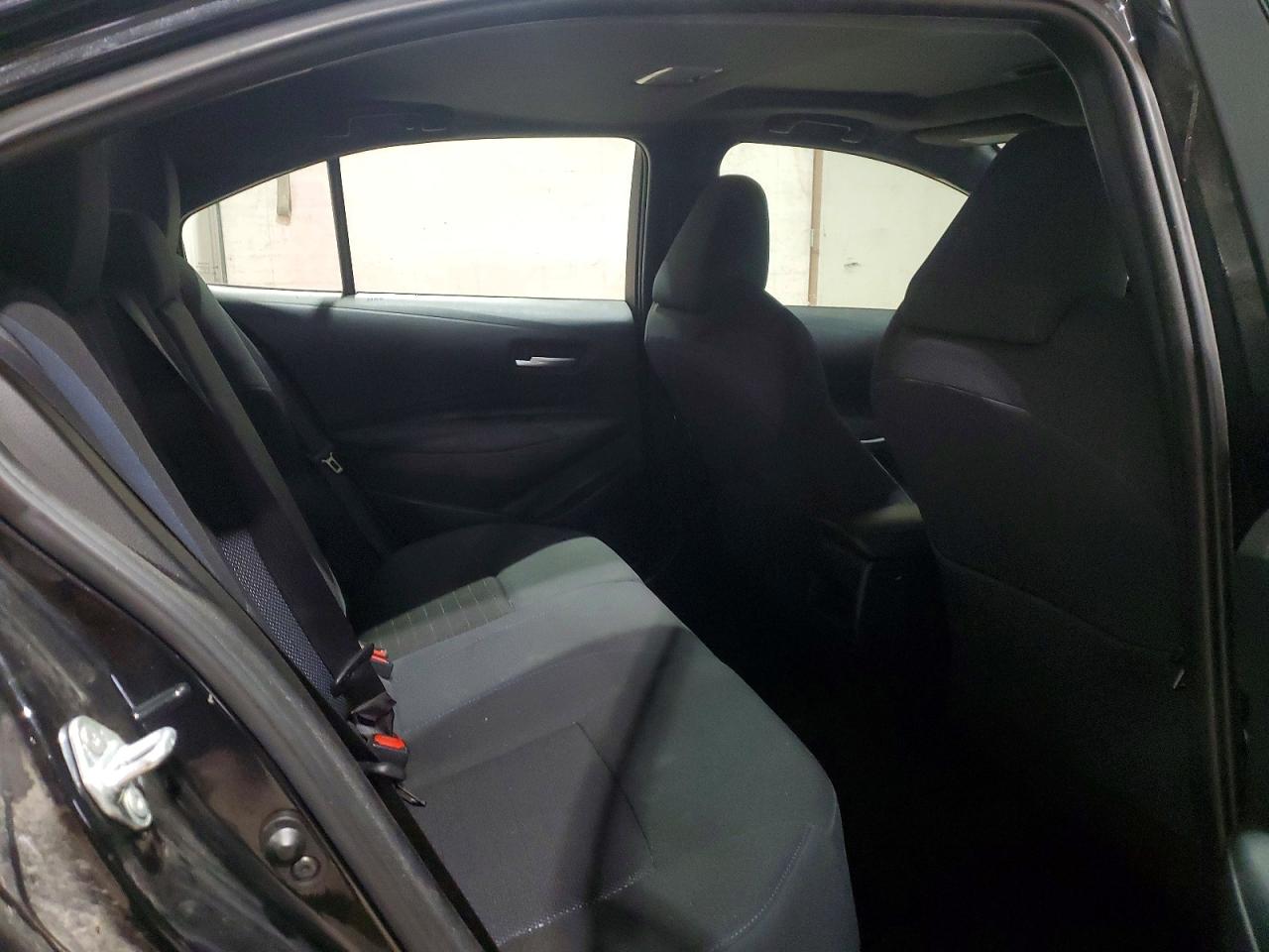 2020 TOYOTA COROLLA SE photo 19