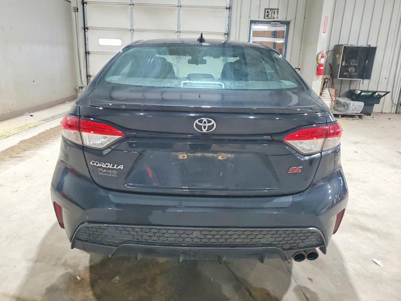 2020 TOYOTA COROLLA SE photo 11