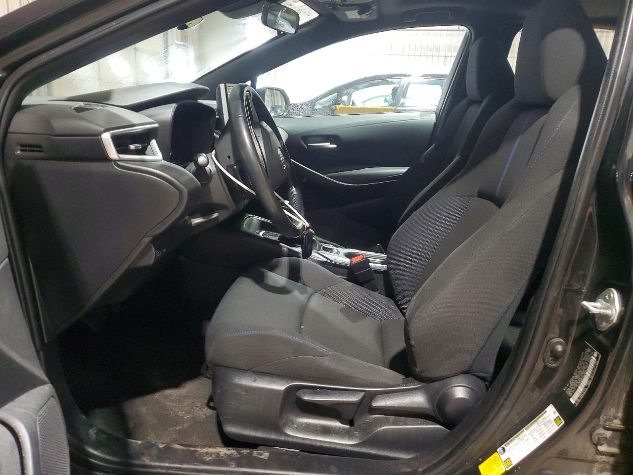 2020 TOYOTA COROLLA SE photo 13
