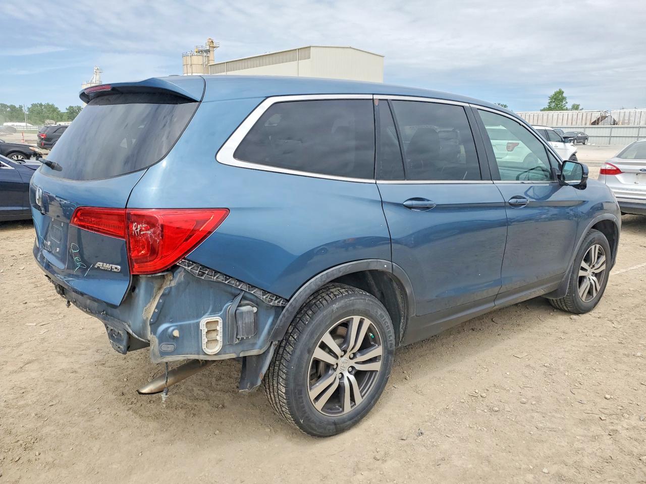2016 HONDA PILOT EXL photo 5