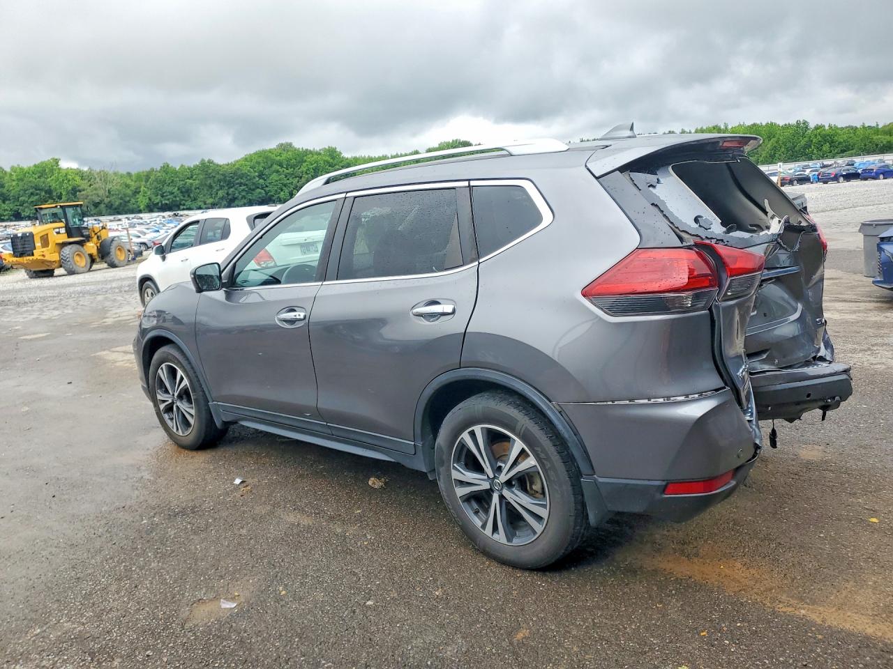 2019 NISSAN ROGUE SV photo 4