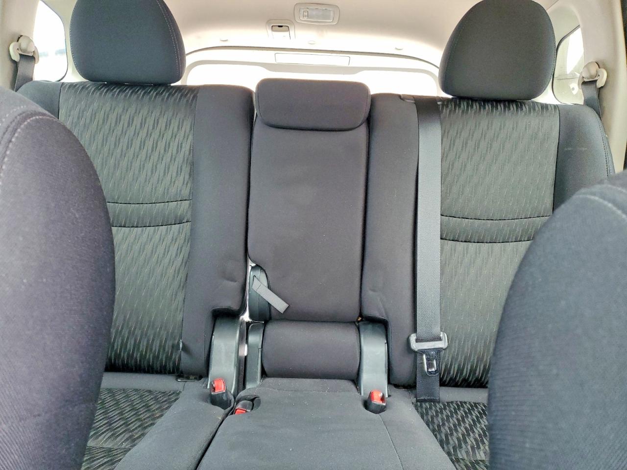 2019 NISSAN ROGUE SV photo 28