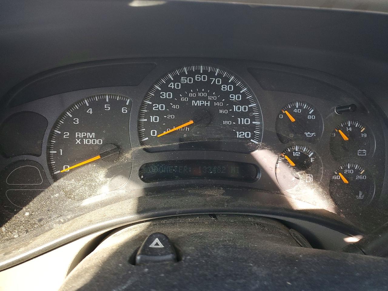 2004 GMC NEW SIERRA K1500 photo 25