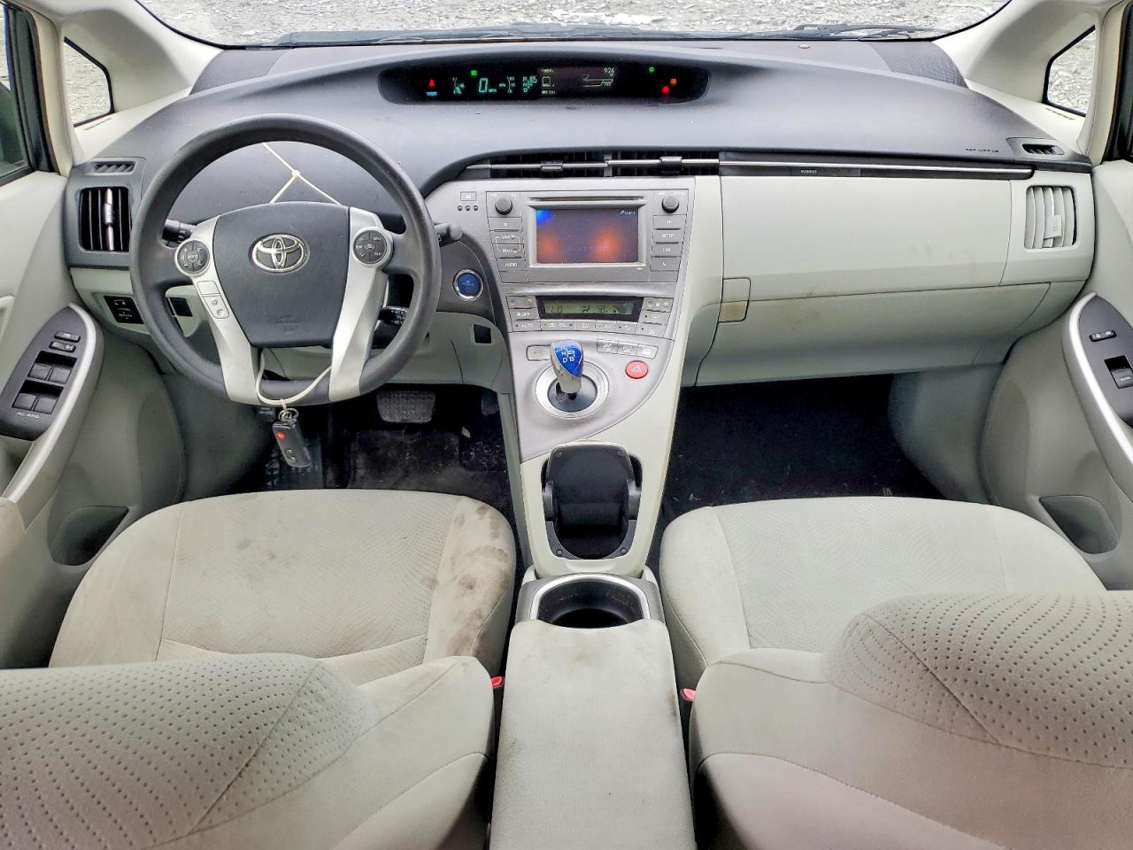2012 TOYOTA PRIUS TWO photo 15