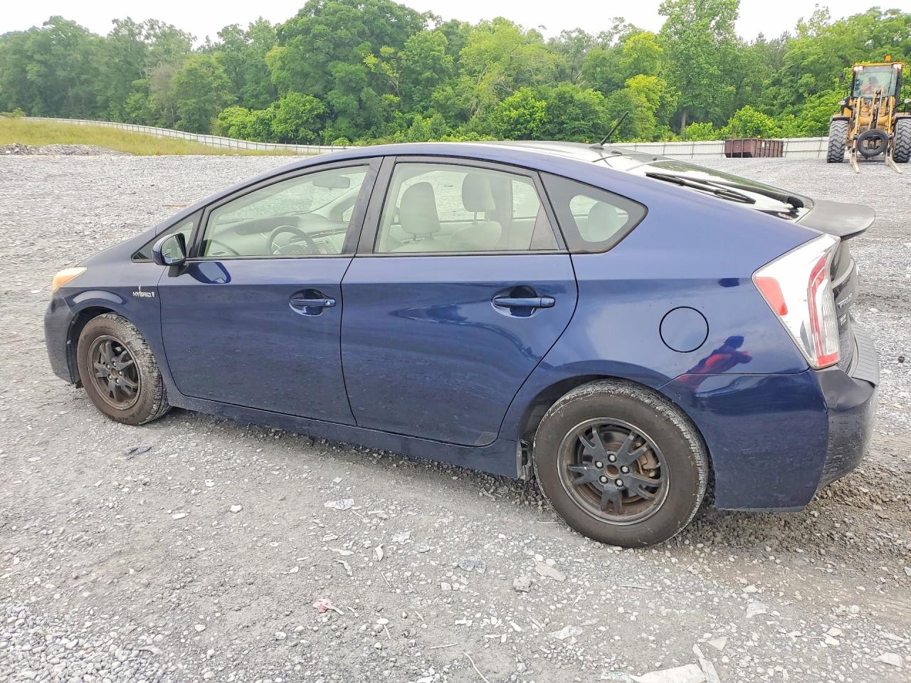 2012 TOYOTA PRIUS TWO photo 3