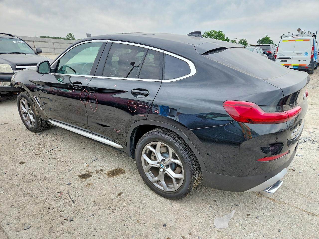 2024 BMW X4 XDRIVE30I photo 3