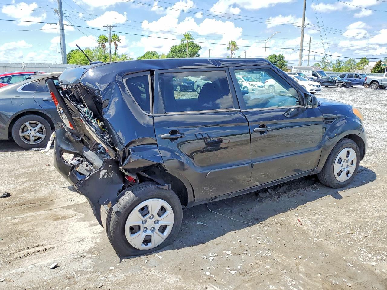 2013 KIA SOUL BASE photo 3