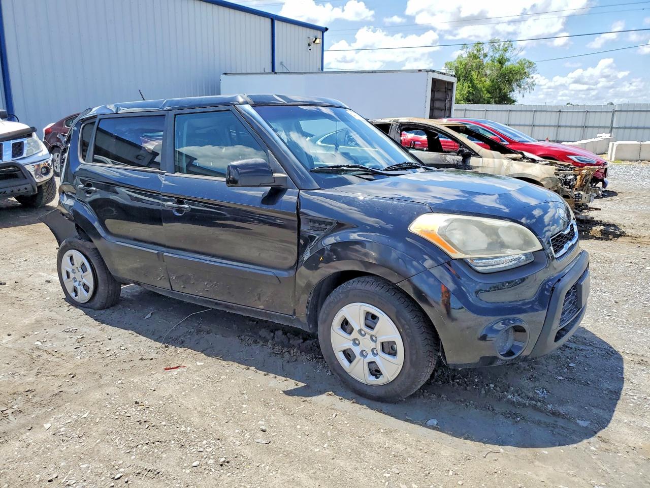 2013 KIA SOUL BASE photo 4