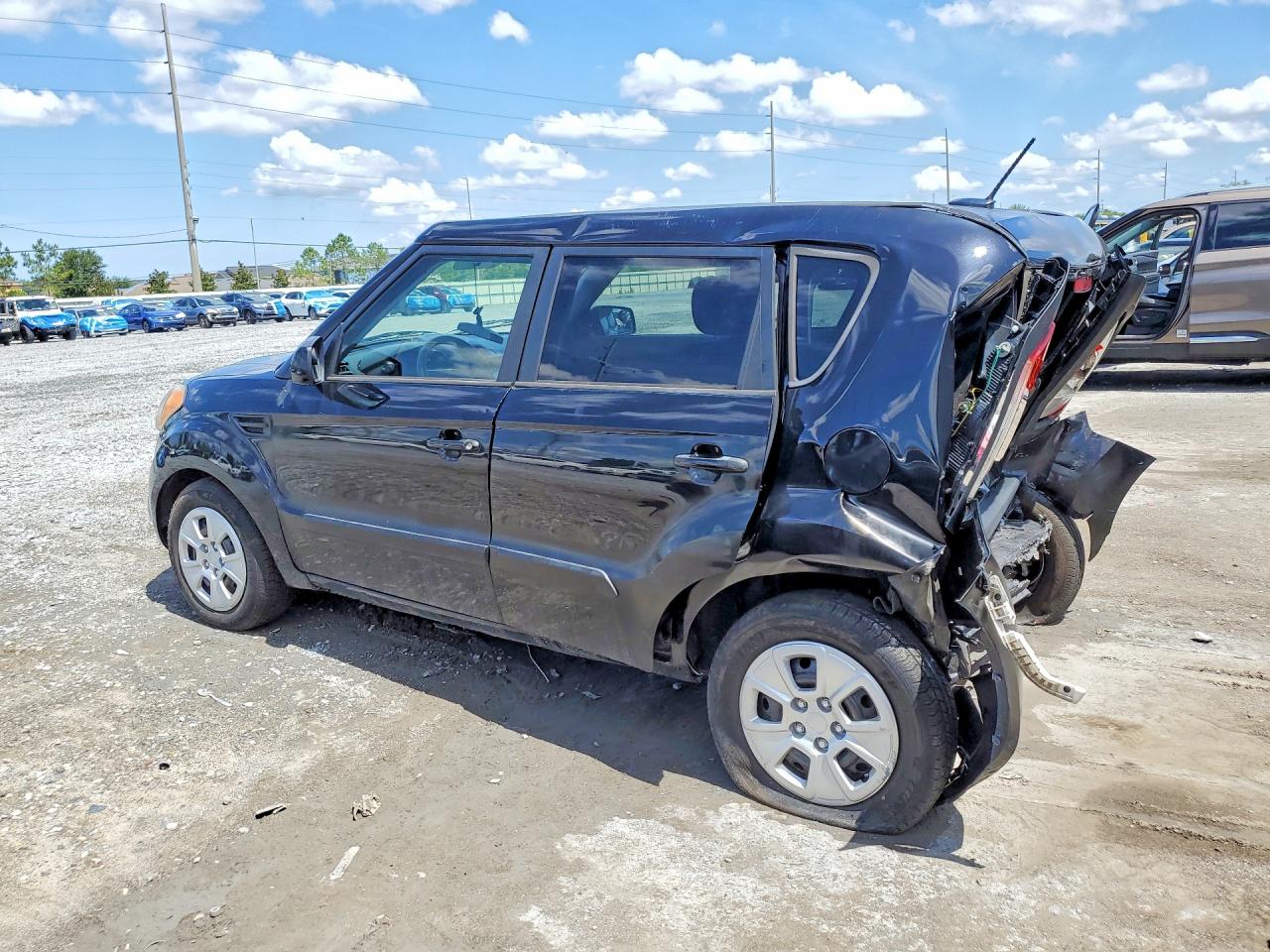 2013 KIA SOUL BASE photo 2