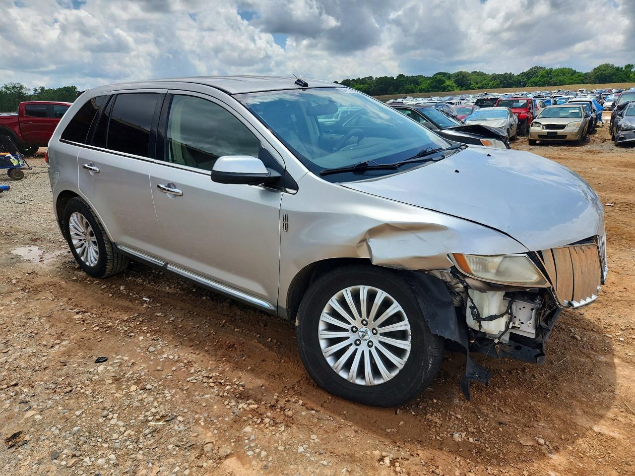 2011 LINCOLN MKX photo 4