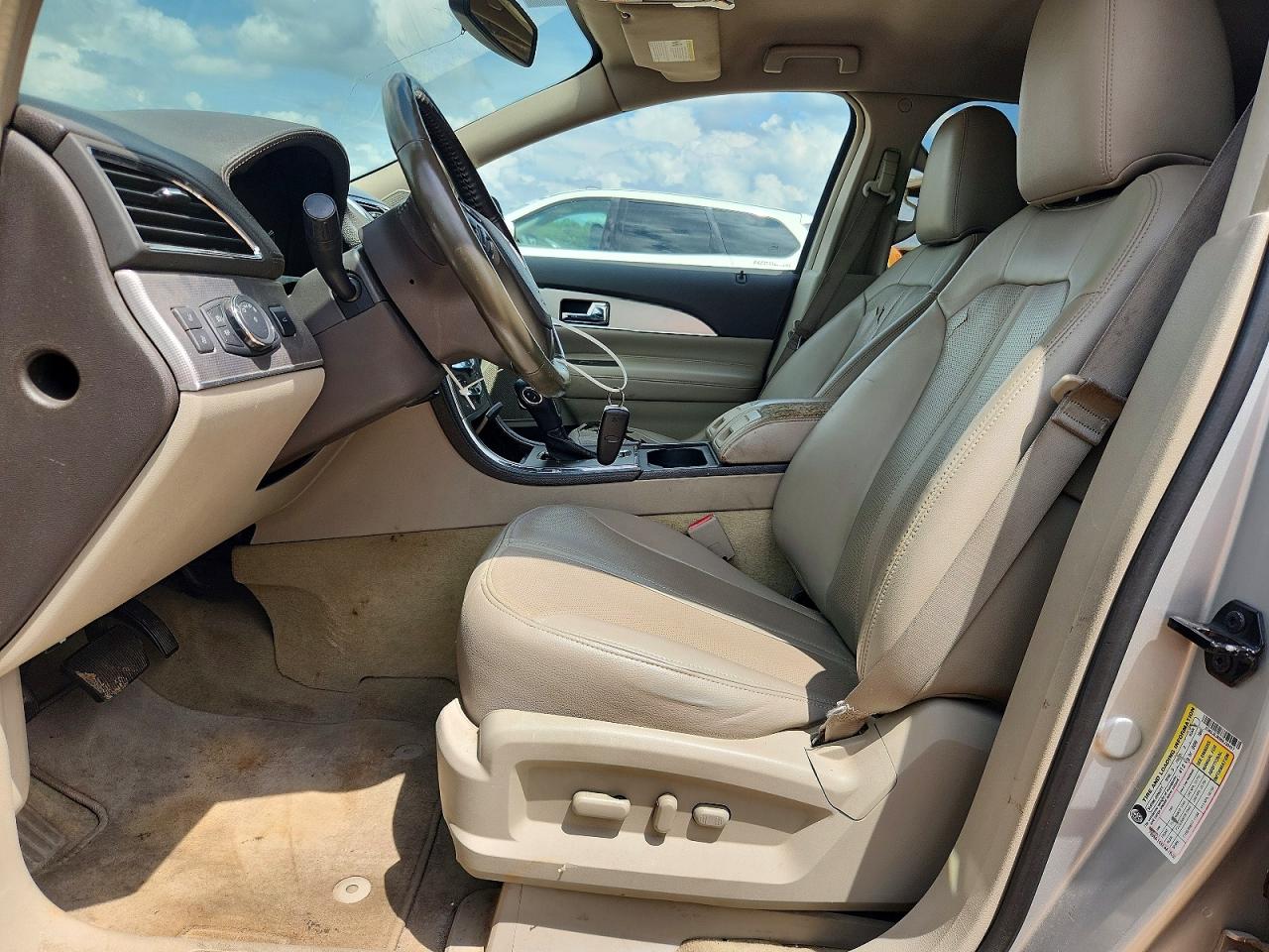 2011 LINCOLN MKX photo 7
