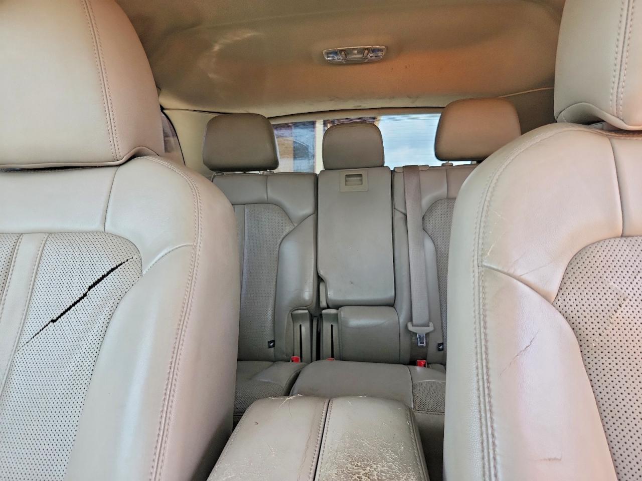 2011 LINCOLN MKX photo 10
