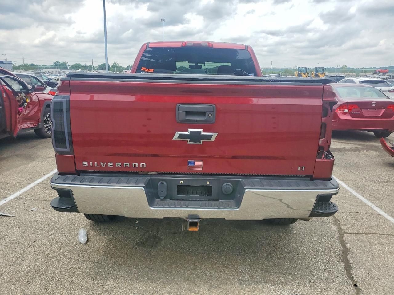 2017 CHEVROLET SILVERADO K1500 LT photo 11