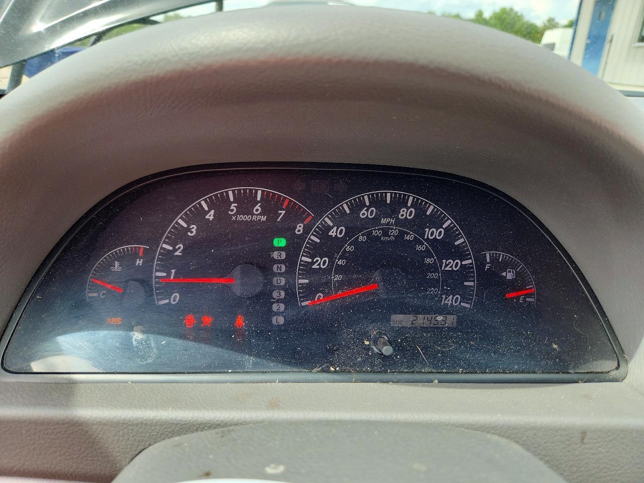 2005 TOYOTA CAMRY XLE photo 17