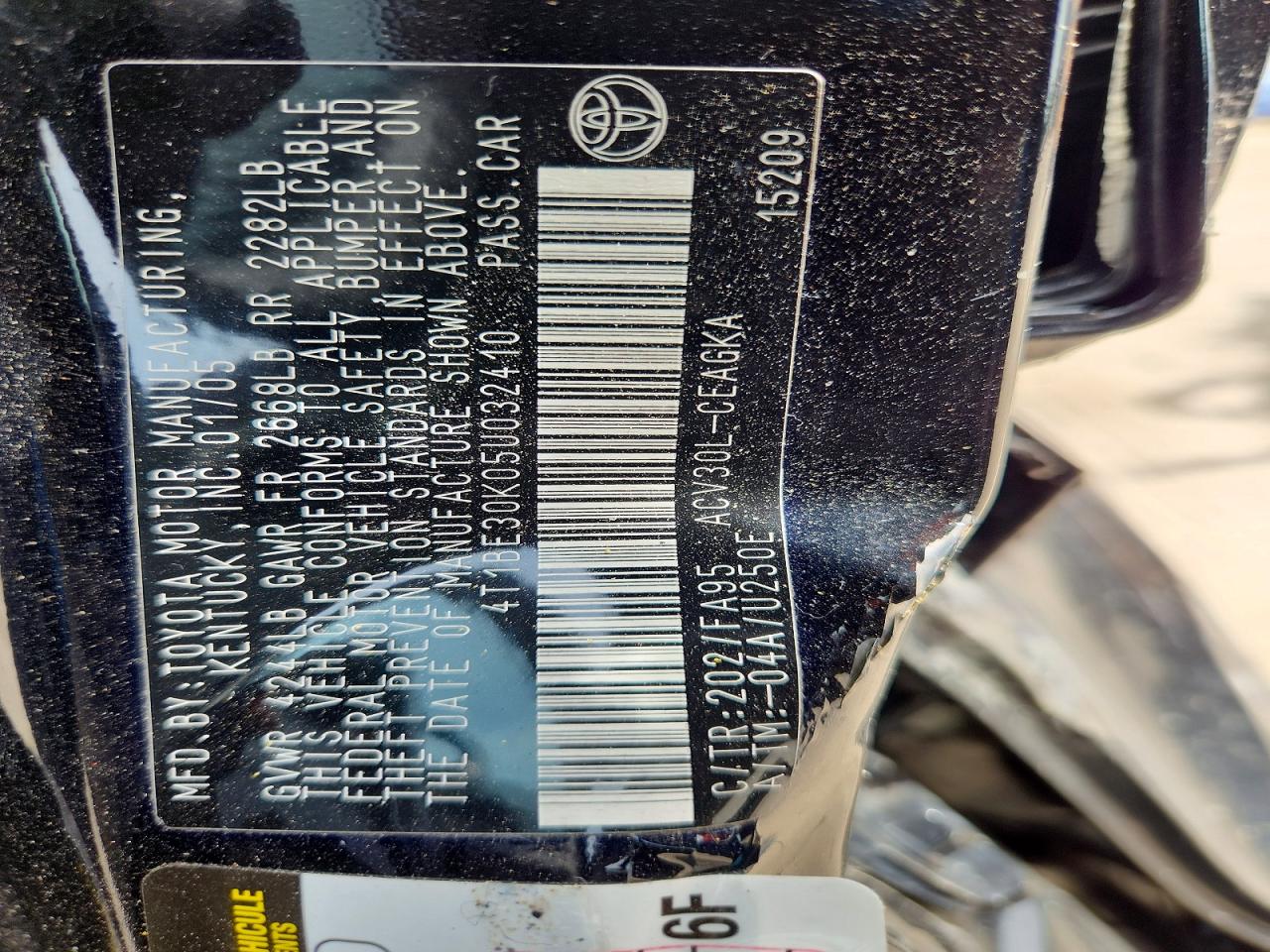 2005 TOYOTA CAMRY XLE photo 23