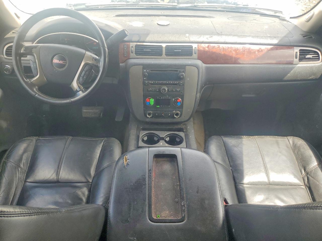 2009 GMC YUKON XL C1500 SLT photo 15