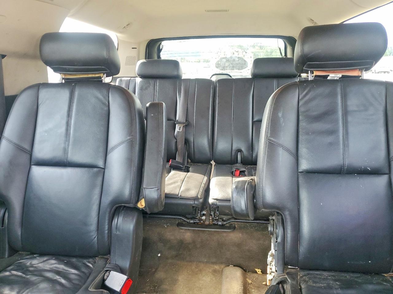 2009 GMC YUKON XL C1500 SLT photo 19