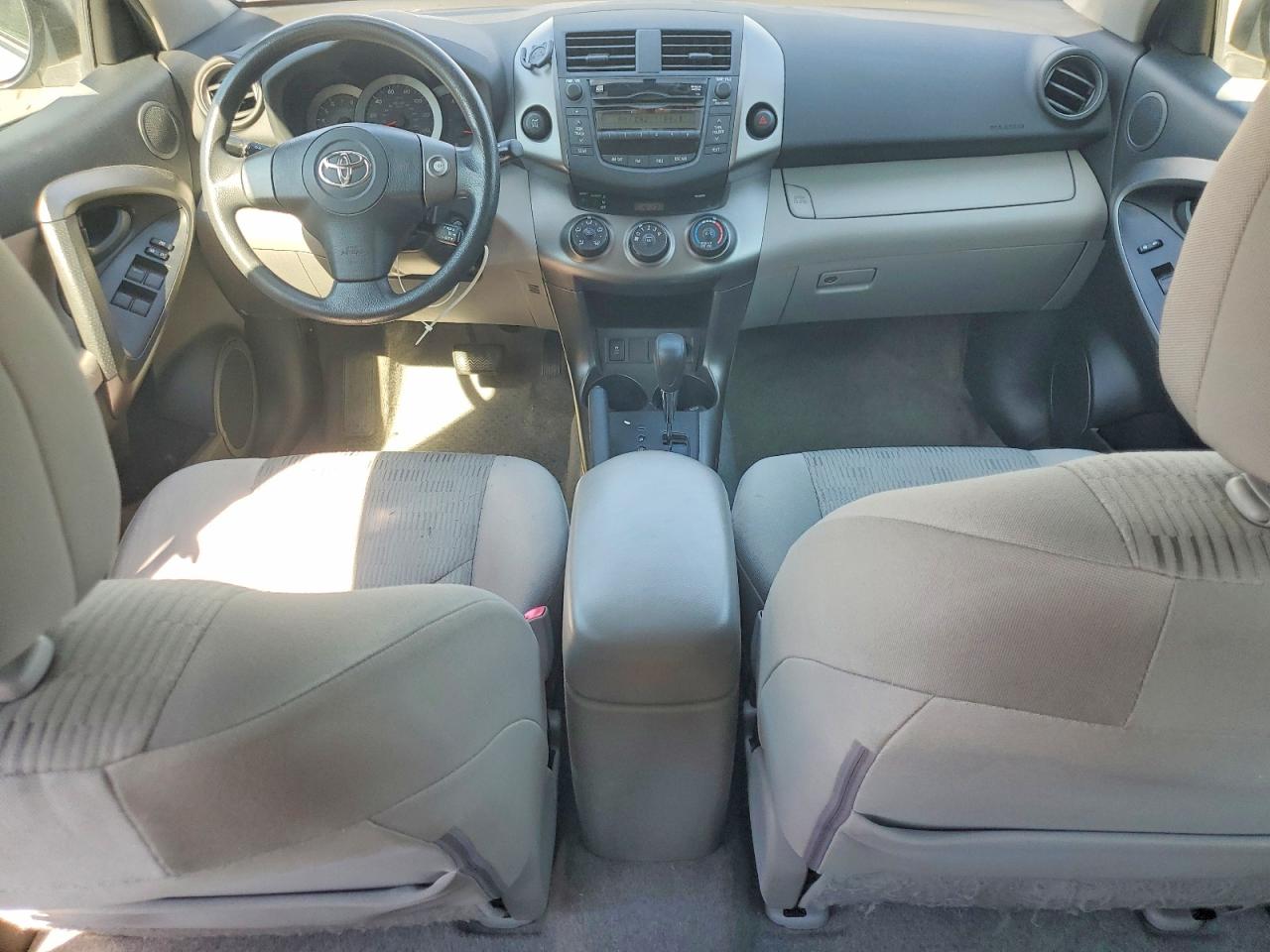 2010 TOYOTA RAV4 BASE photo 15