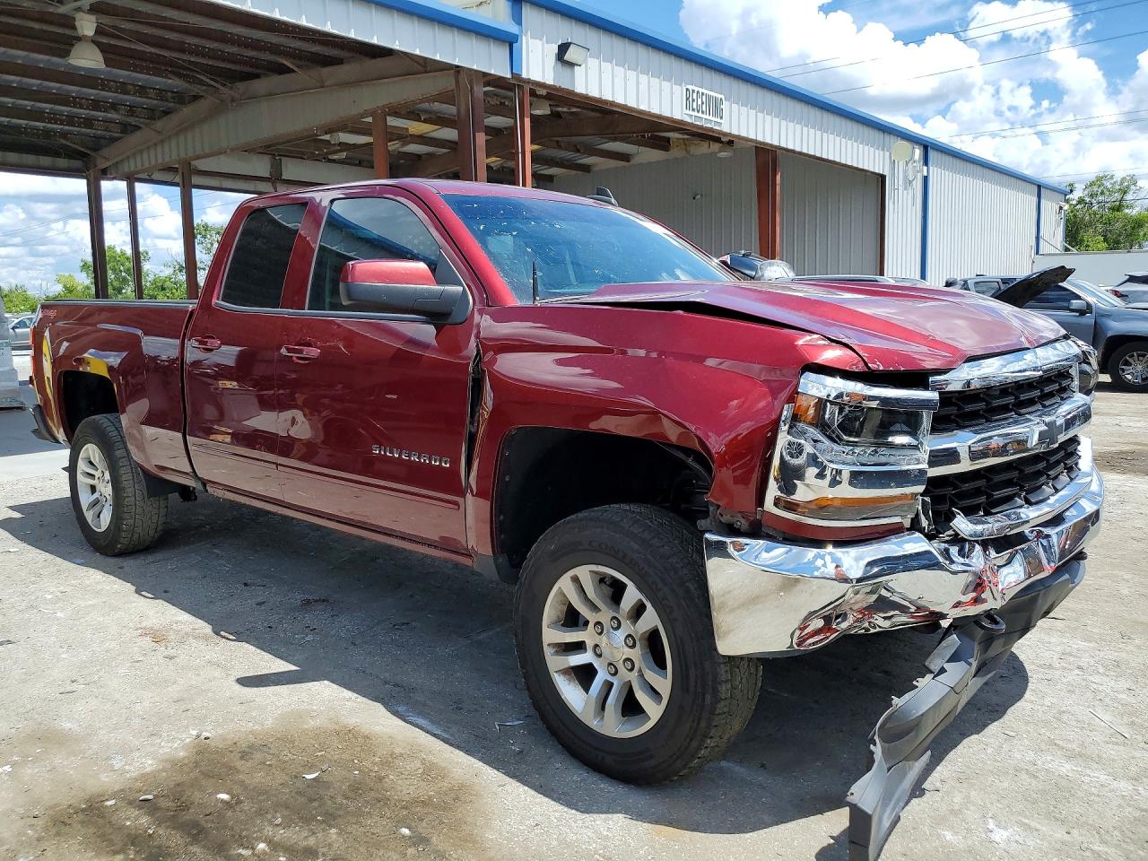 2017 CHEVROLET SILVERADO K1500 LT photo 10