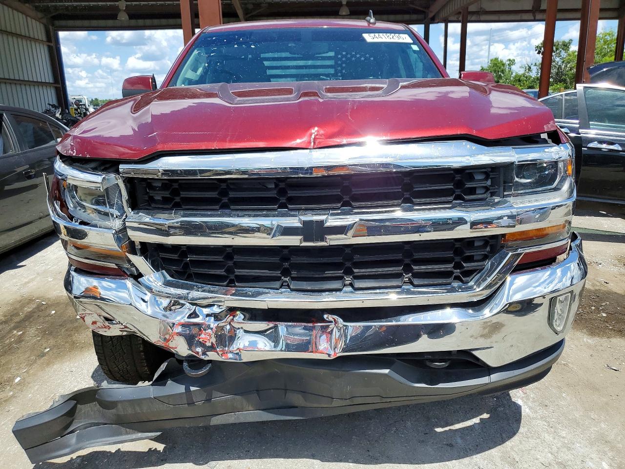 2017 CHEVROLET SILVERADO K1500 LT photo 13