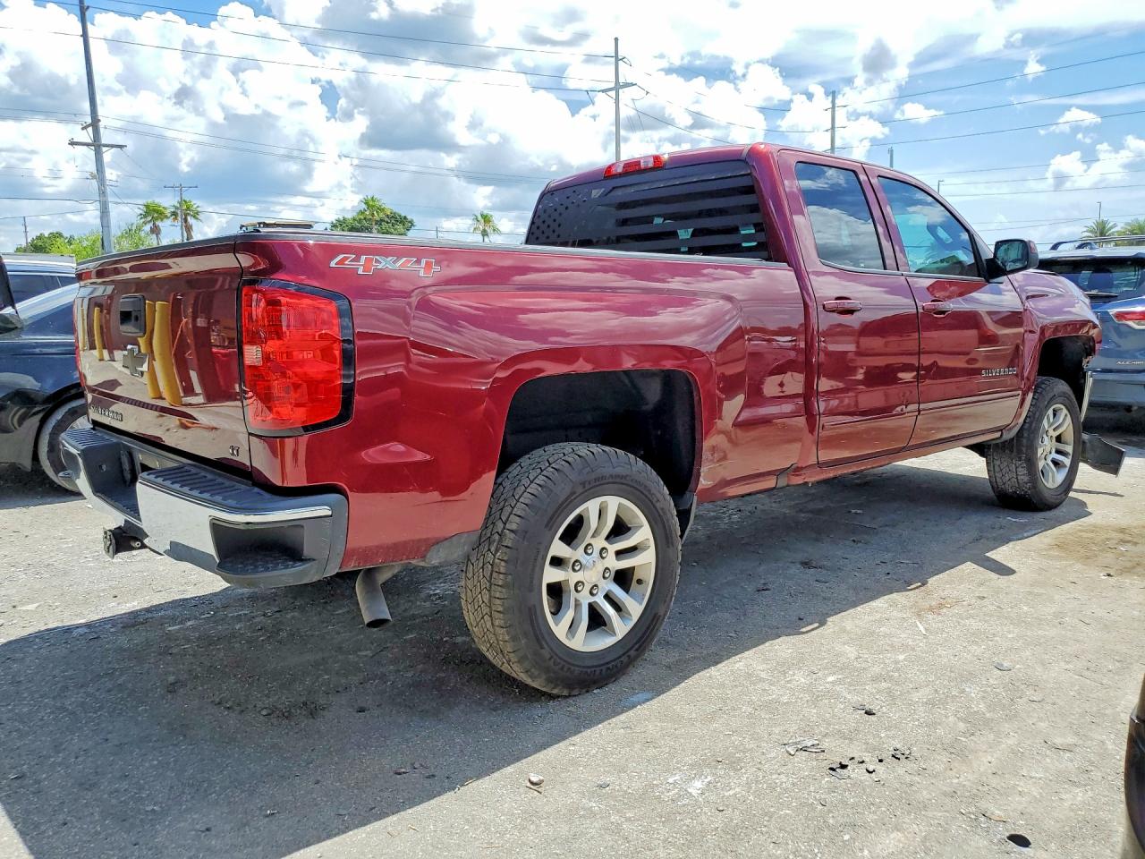 2017 CHEVROLET SILVERADO K1500 LT photo 7