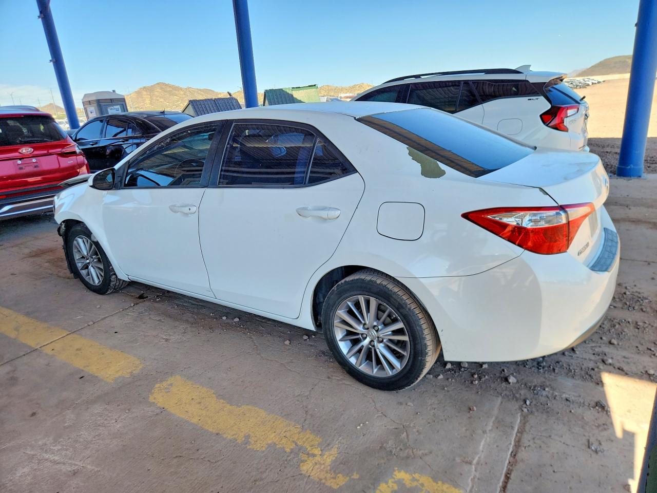 2015 TOYOTA COROLLA LE PLUS photo 3