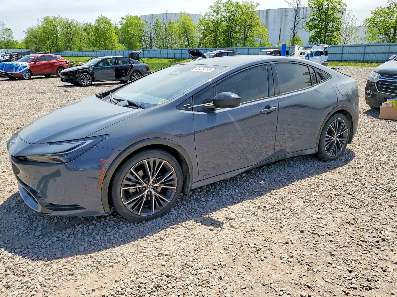 2024 TOYOTA PRIUS