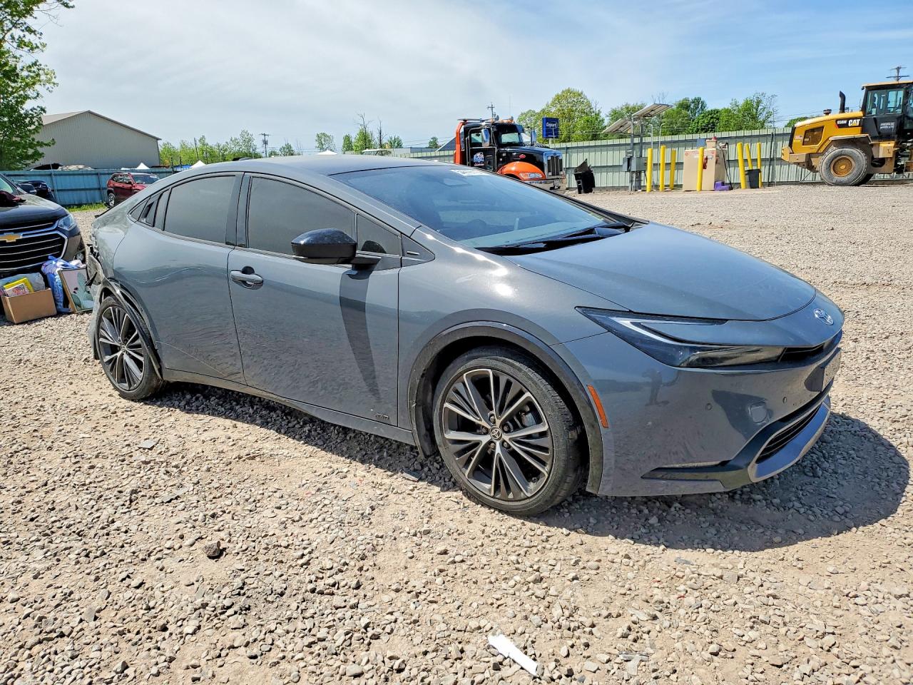 2024 TOYOTA PRIUS XLE photo 4