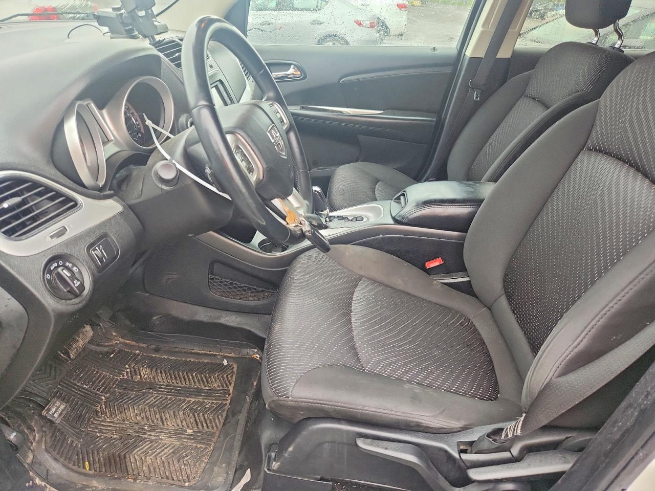 2015 DODGE JOURNEY SXT photo 13