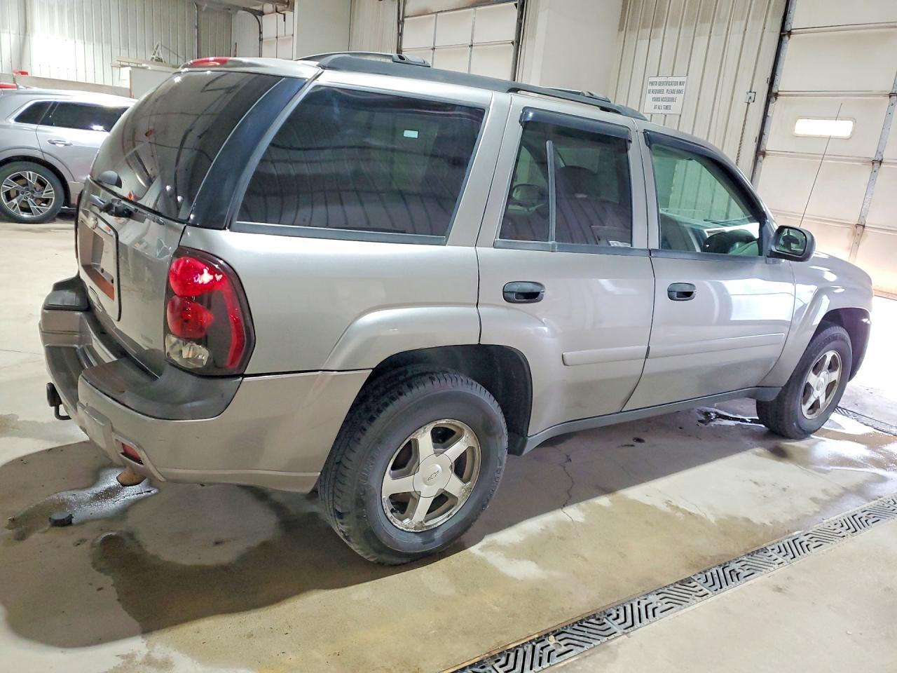 2006 CHEVROLET TRAILBLAZER LS photo 5
