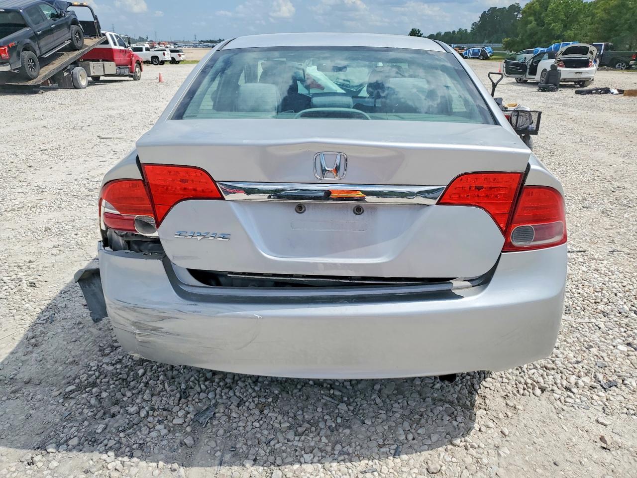 2010 HONDA CIVIC LX photo 11