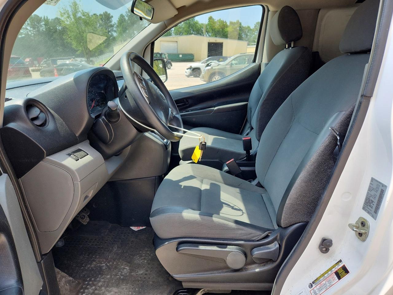 2021 NISSAN NV200 S photo 13