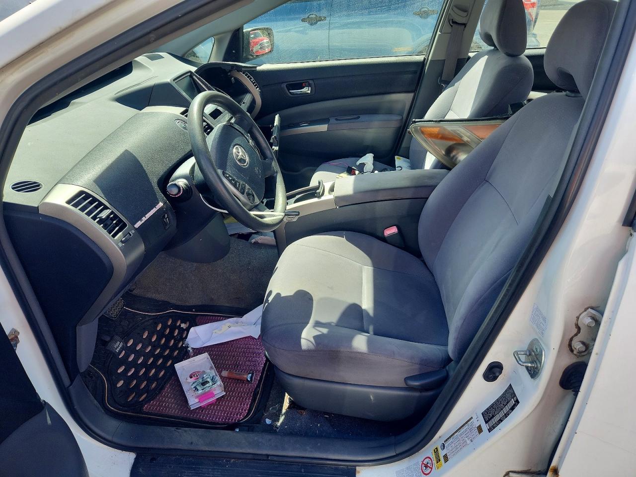 2007 TOYOTA PRIUS BASE photo 19